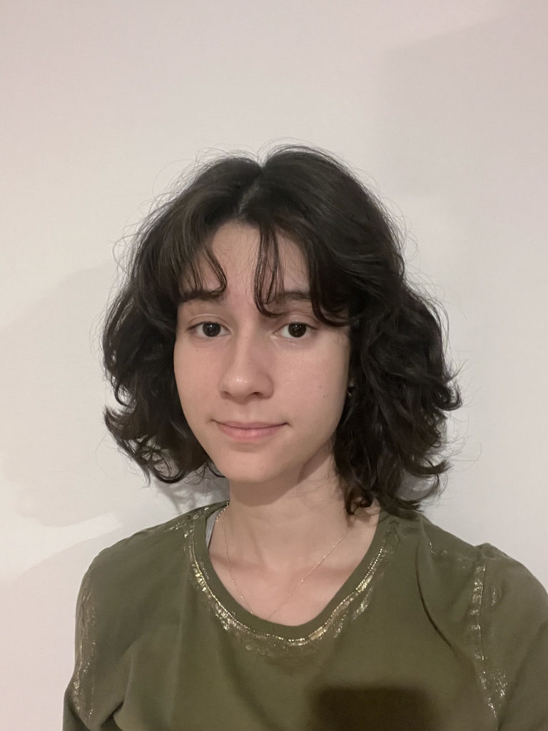Julia Souza Picture